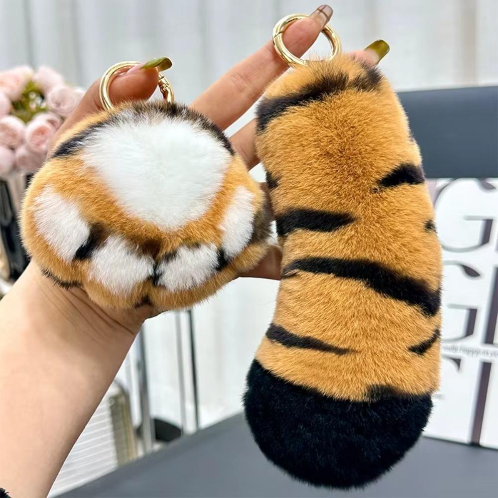 Rabbit Fur Big Cat Paw Keychain Stuffed Animal Tiger Tail Bag Charms Ornmant with Key Ring Fluffy Soft Plush Doll Pendant