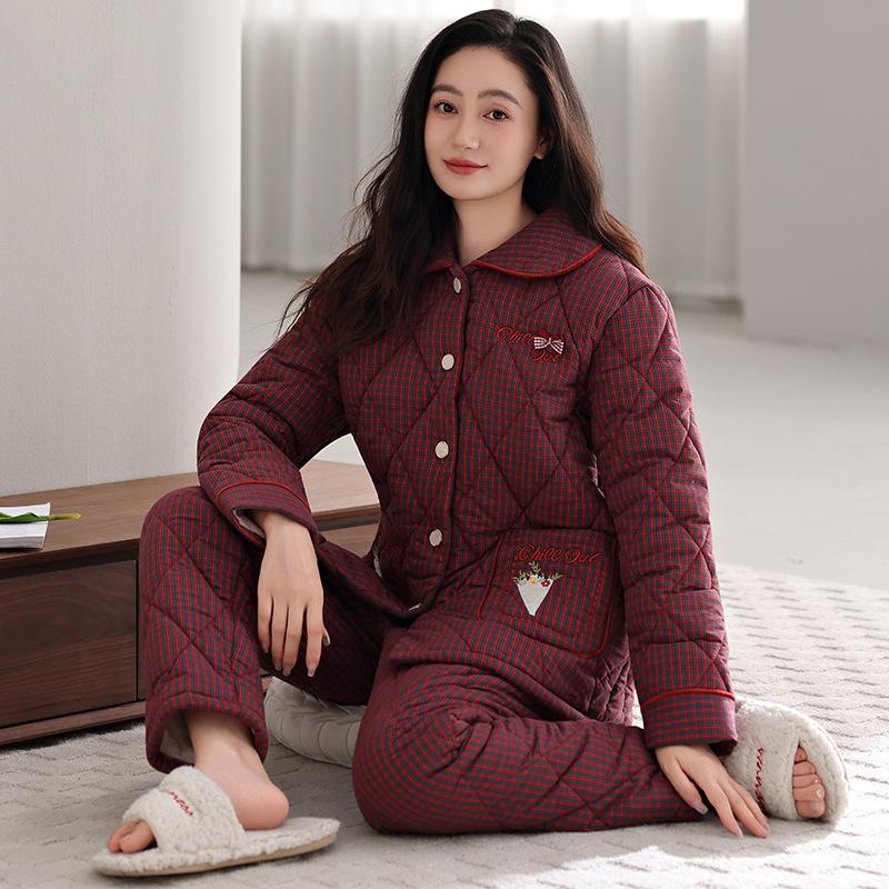 Пижама женская зимняя трехслойная утолщенная вельветовая тканая хлопковая с подкладкой осенне-зимние модели можно носить на улице теплый комплект для дома