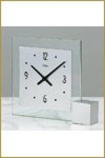 Современные часы кварцевые типа AMS фирмы AM T102