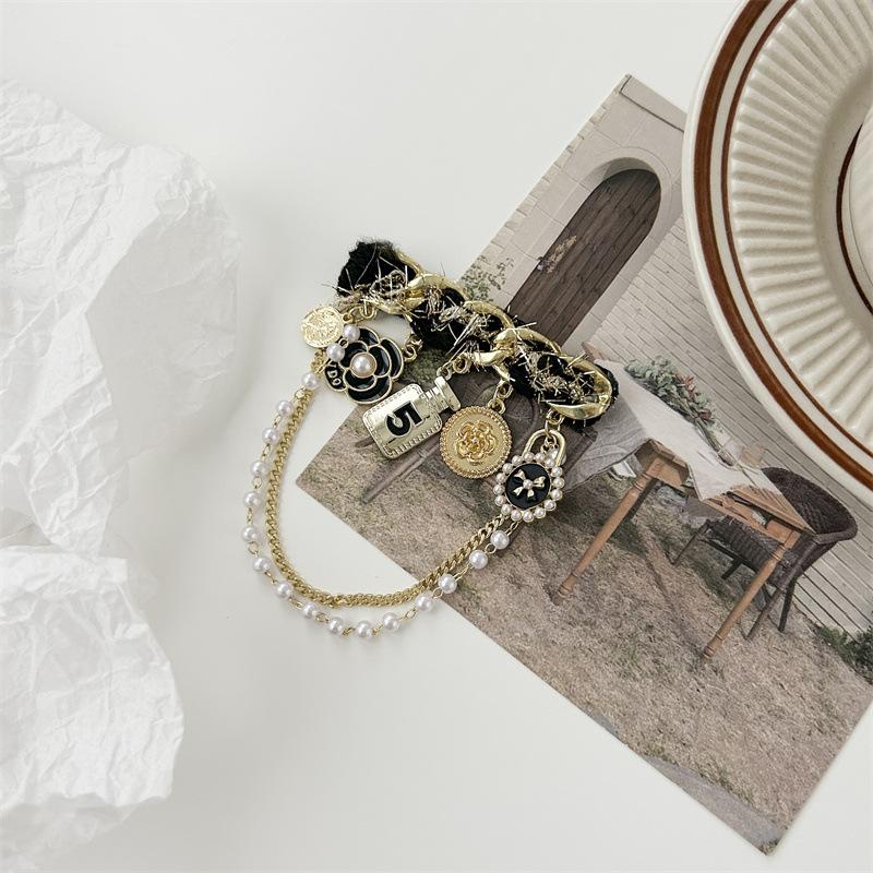 Camellia Pearl Flower Brooches For Women'S Clothing Brooch Gift For Girl Friend Accessories For Jewelry