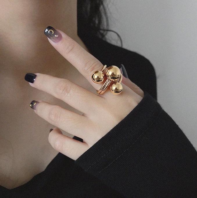 Korean-Style Open Pearl Ring: Retro, Light Luxury Design