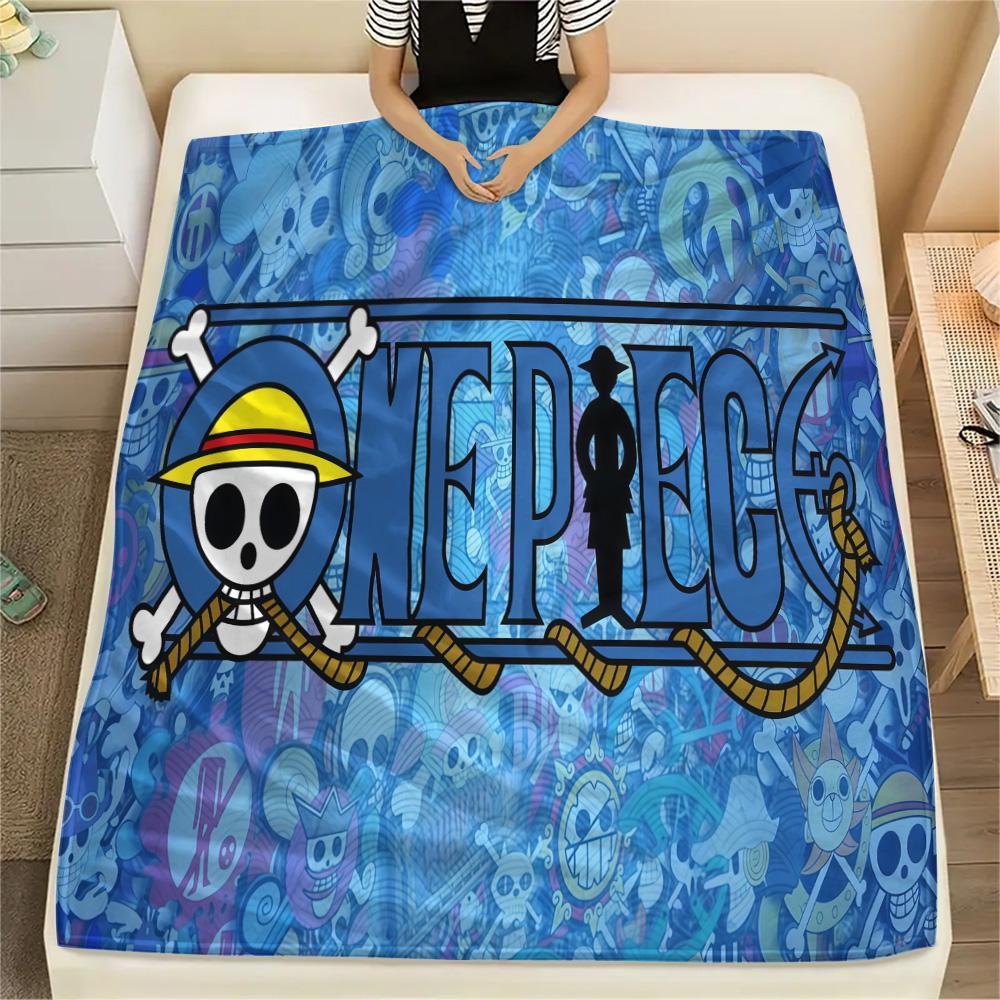 1PC One Piece Straw Hat Pirates Patterned Flannel Blanket Suitable For All Seasons For Home Decor Warmth And Comfort Gifts Holiday Present