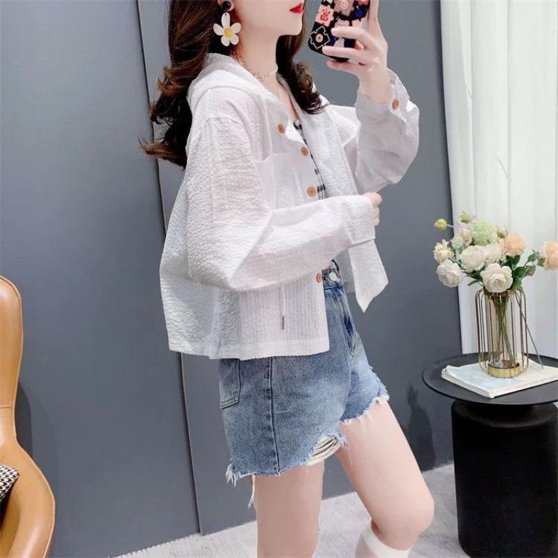 Women Striped Contrast Color Short Loose Long Sleeve Hooded Button Sunscreen Shirt