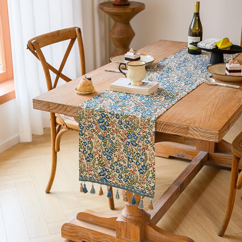 American Retro Floral Table Runner Long Decorative Cloth for Coffee TV Dining Table Atmosphere Fabric Cover