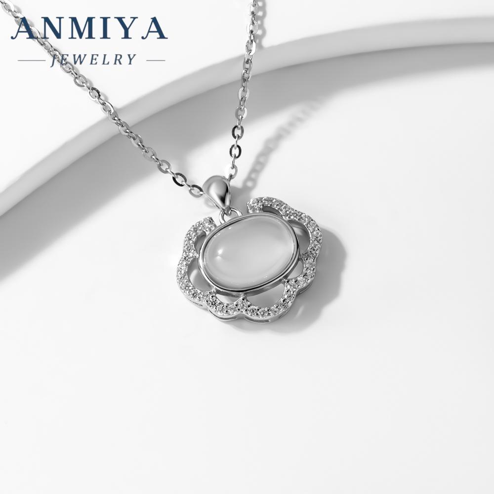 Hot Selling White Chalcedony Pendant 925 Silver Zircon Fashion Necklace for Women Gift