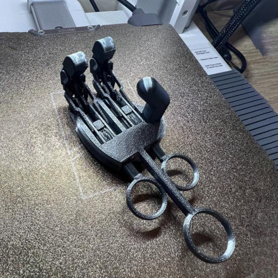 Механический фиджет для рук Роботизированная рука с подвижными пальцами Портативная фиджет-игрушка Рука с сильным