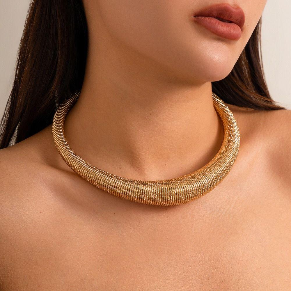 Geometric Snake Bone Line African Collar Punk Necklace New Geometric Metal Collarbone Necklace