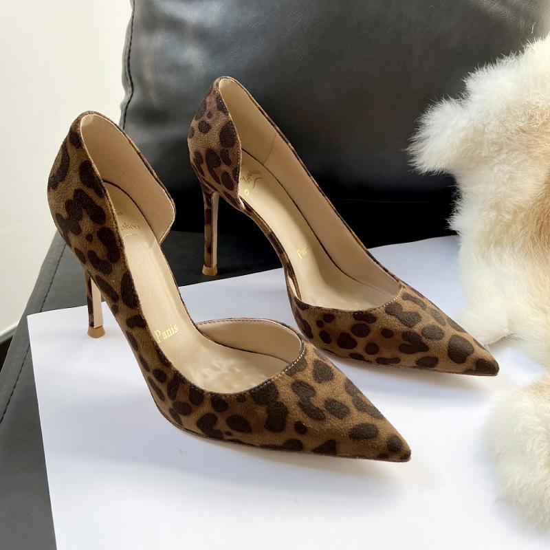 2026 new red bottom pointed side empty sexy nude high heels women's beautiful thin heel temperament black patent leather shoes