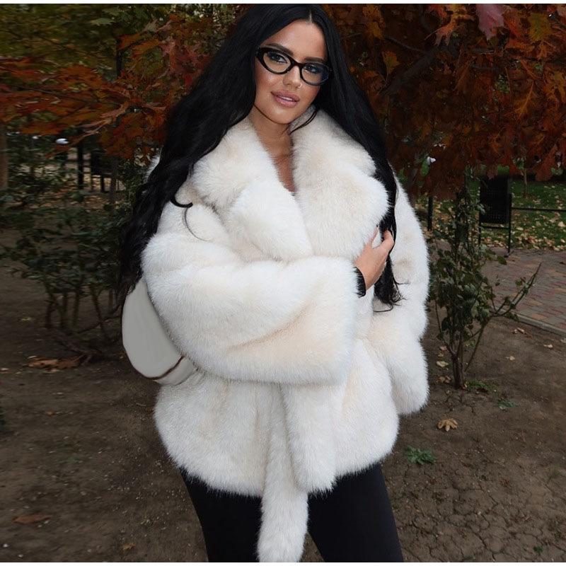 VAYLA Толстое Теплое Пальто из Искусственного Меха для Женщин с Поясом Отложной Воротник Меховые Парки Новая Зимняя Короткая Свободная Пушистая Верхняя Одежда