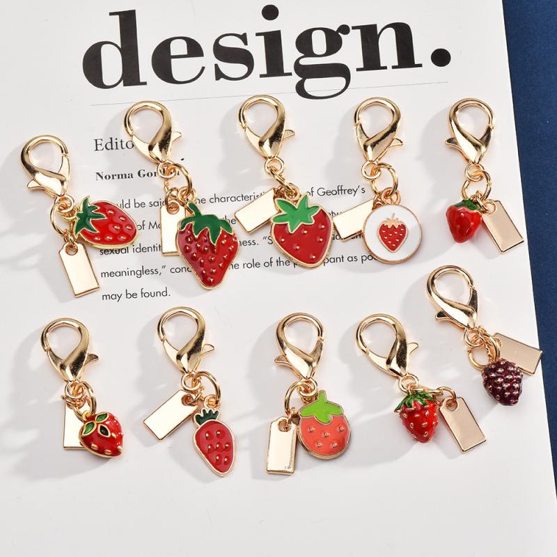 Exquisite High-End Strawberry Mushroom Keychains For Women Bag Pendant Charm Car Keyring Jewelry Gift Decoration Accessories
