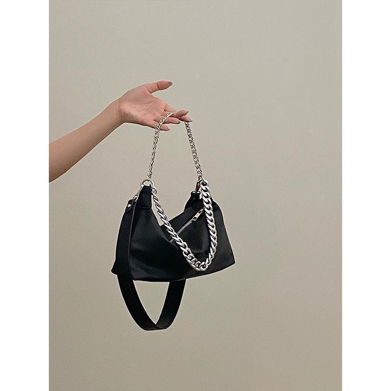 High-End Niche Underarm Bag Commuter Women New Ins Simple Light Luxury Fashion Versatile Dual-Use Chain Underarm Bag