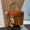Fashion Small Bag Women 2025 New Fashion Portable Go Out To Work Popular Shoulder Crossbody Small Square Bag Tide