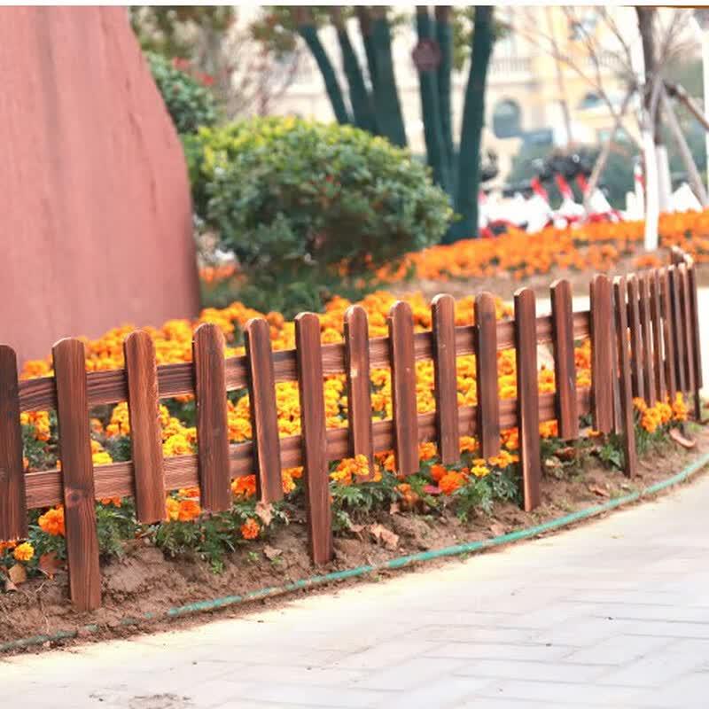 Outdoor Anti-Corrosion Wood Garden Fence