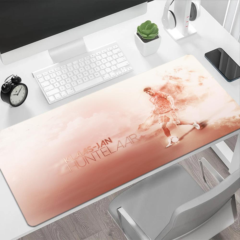 Passion Football Player Large Mouse Pad Gamer Mousepad Ultra-Long Desk Mat Non-Slip Rubber Bottom Perfect Gift for Gamers And Professionals