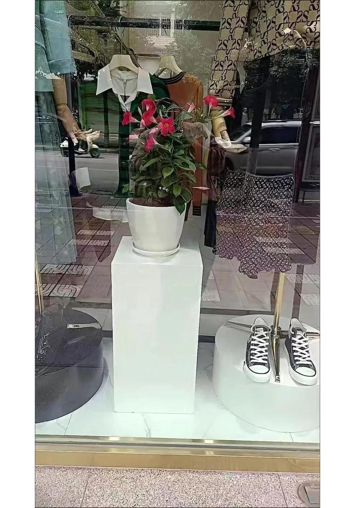 Rectangular Wooden Mannequin Display Stand with Foot Pedal for Clothing and Shoe Stores