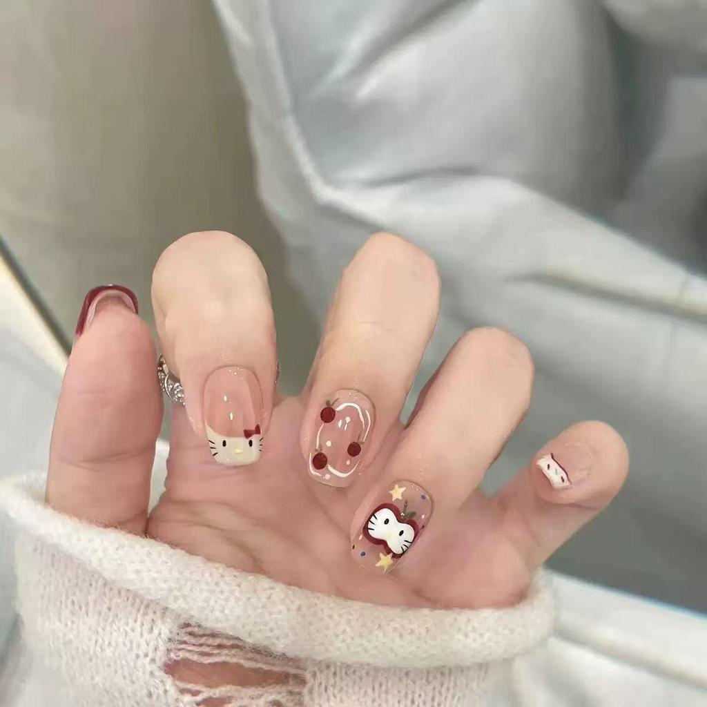 Очаровательные накладные ногти 'Яблочная Киска' - Усиливающие белизну, Ручная работа, Съемные короткие типсы