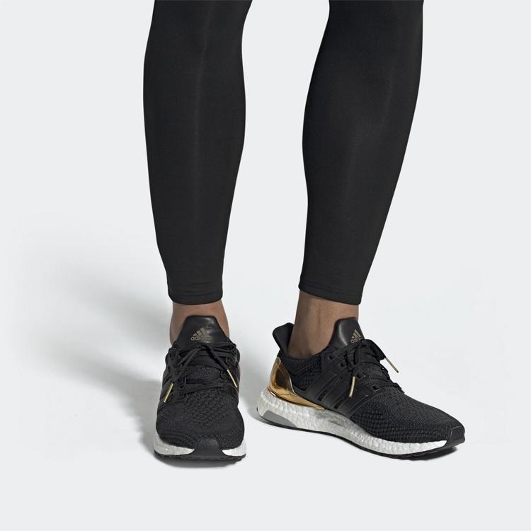 adidas Мужские кроссовки Ultraboost 2.0 Limited 'Gold Medal' BB3929