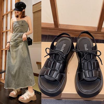 Летние свадебные босоножки на покатом каблуке