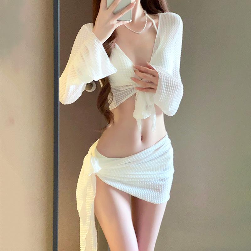 Swimsuit women's split four-piece bikini long-sleeved sexy and thin small breasts gather seaside vacation swimsuit