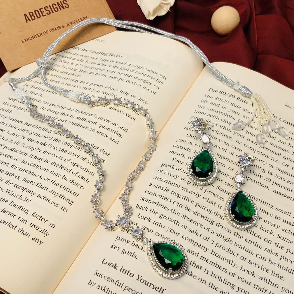 Silver Plated Diamond Round Necklace Set Diamond Necklace Set for Women