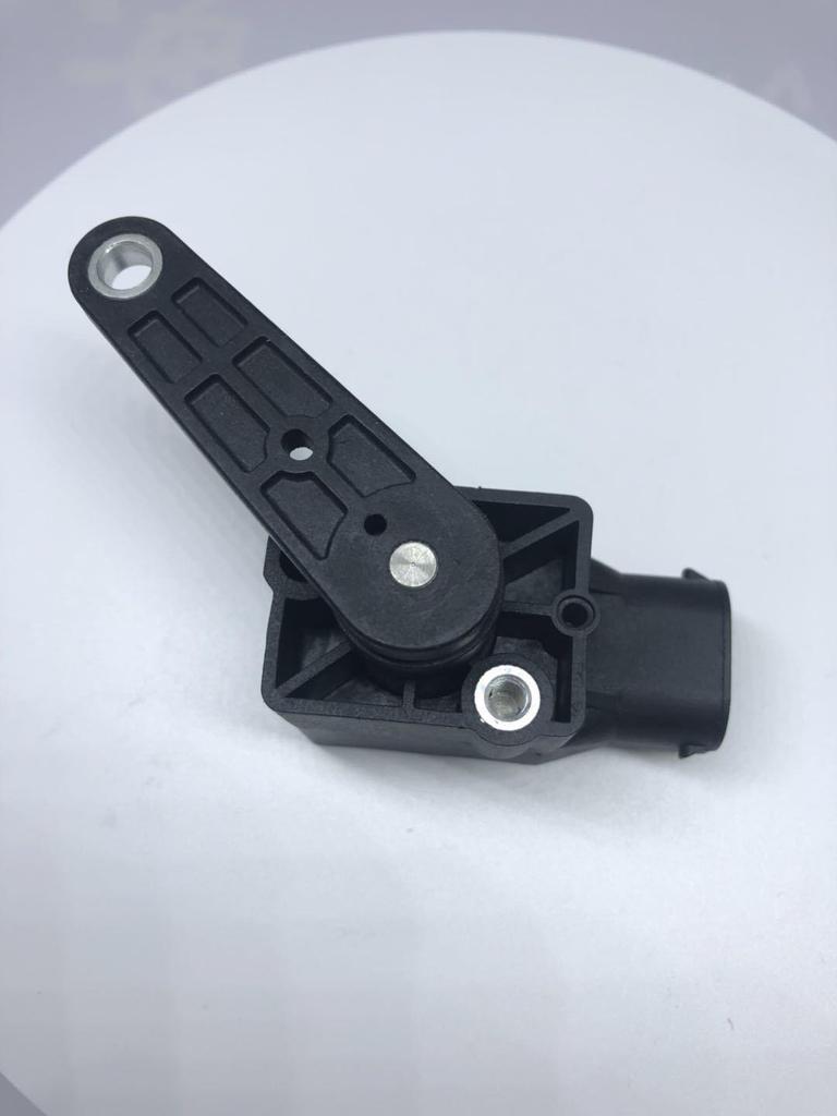 Датчик фар и регулятор амортизаторов BMW 1-7 серии в наличии