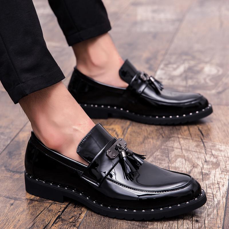 Men's Shoes Leather Fashion Men Loafers Shoes Summer Breathable Vintage Tassel Men Slip On Outdoor Shoes Mocassins Homme L5