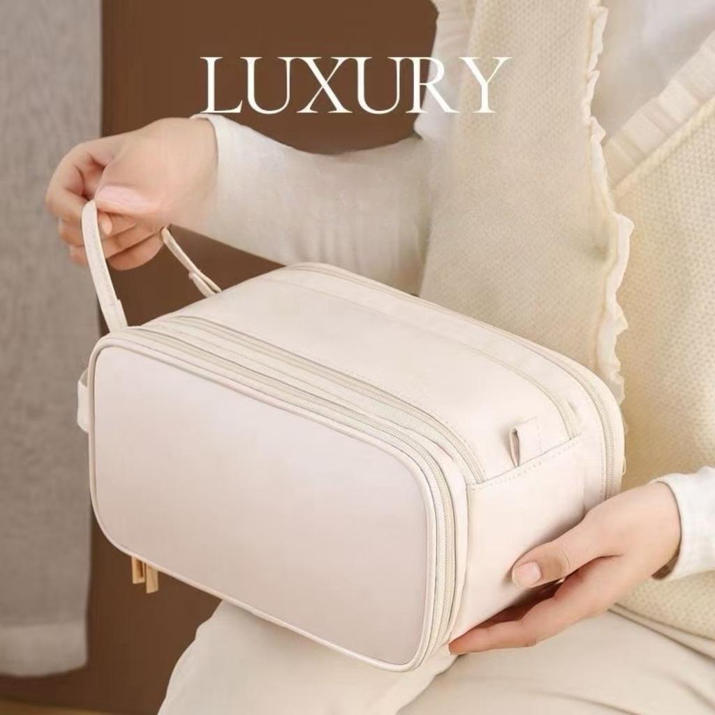 Женская многофункциональная косметичка - Большая вместительная портативная дорожная коробка для хранения косметики, В комплекте отделения для кистей и туалетных принадлежностей