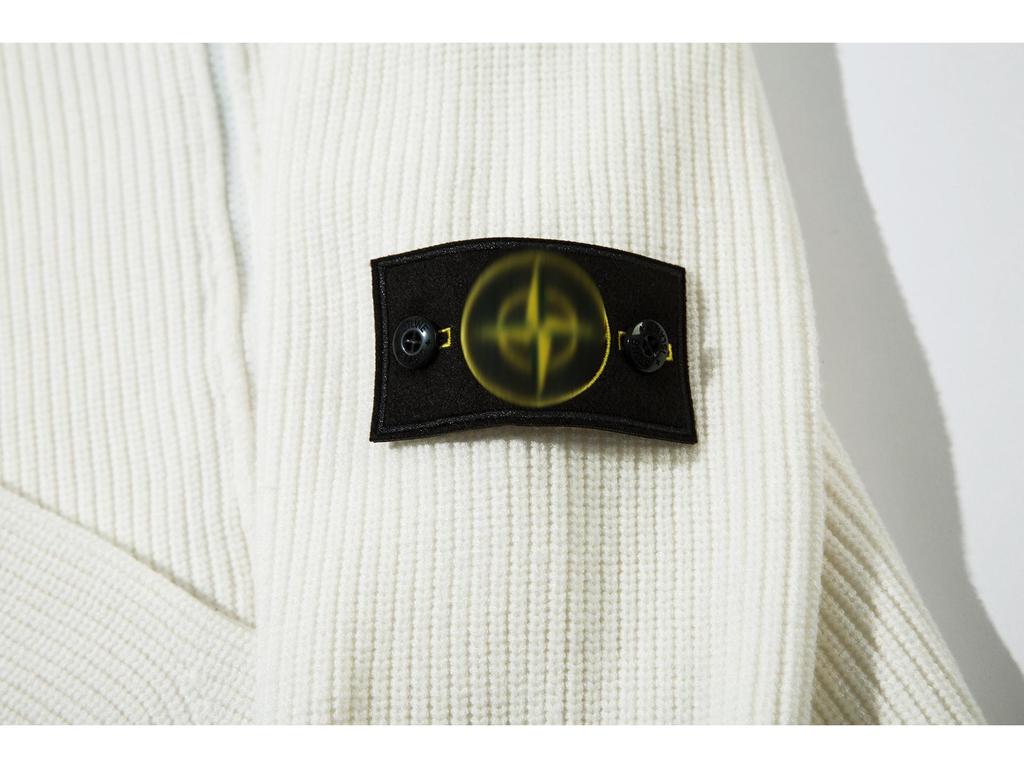 STONE Унисекс Вязаный свитер с молнией, открытой грудью и капюшоном, с нашивкой - Осенне-зимняя коллекция