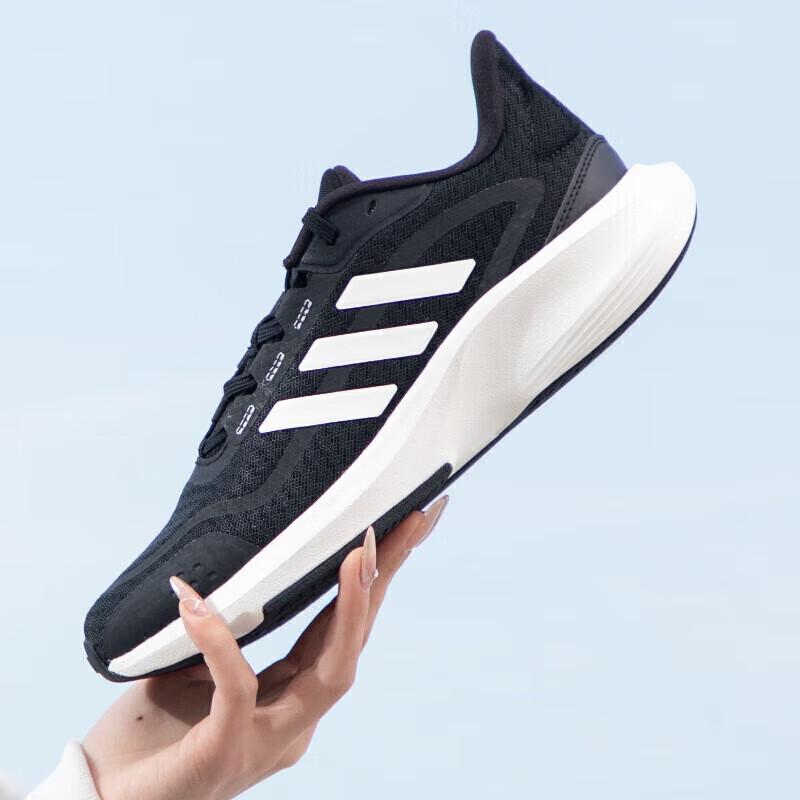 adidas Унисекс кроссовки