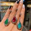 Модные серьги из серебра S925 с изумрудом и красным корундом, пересекающие границу