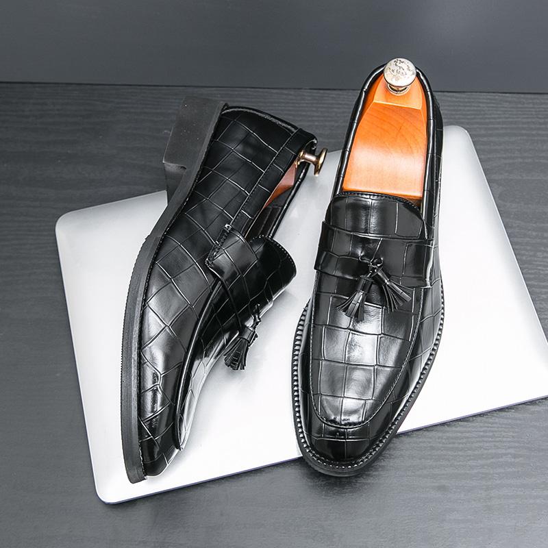 Европа Горячие Продажи Модные Мужские Деловые Повседневные Туфли Мягкая Подошва Удобные Лоферы Модные Банкетные Мужские Формальные Туфли