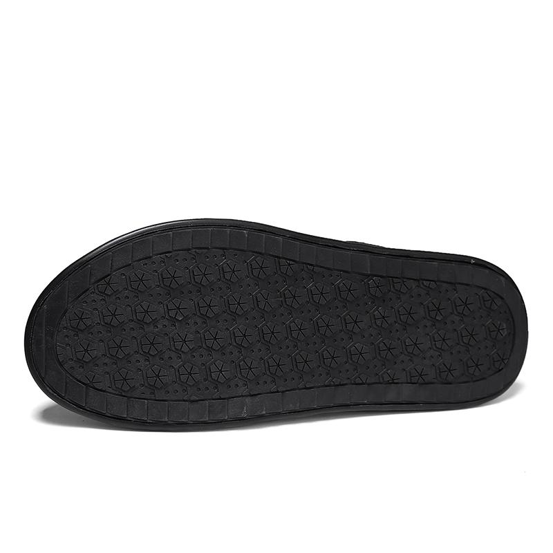 Summer Men Sandals Weaving Design Outdoor Beach Sandals Breathable Casual Flat Soft Sole Footwear