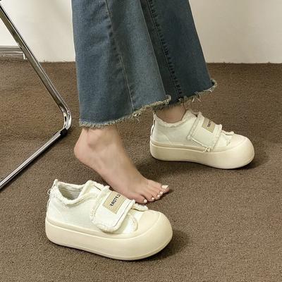 Повседневные туфли-лодочки на платформе. Женские весенне-летние новые белые туфли на липучке. Модная спортивная легко подходящая модная женская обувь.