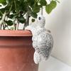 Sea Turtle Figure Plant Pot Hanger,Resin Hanging Turtle Statue Plant Pot Hugger Climbing Sculpture Planter Pot Yard Ornaments
