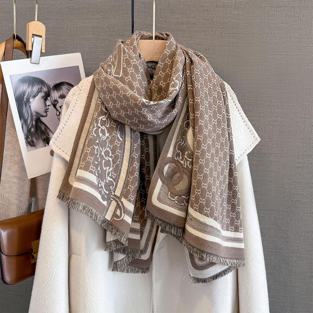 Autumn New Imitation Cashmere Jacquard Craftsmanship Light Luxury Versatile Temperament Scarf with Thickened Warm Shawl