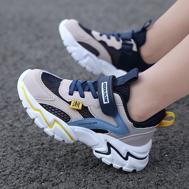 Medium and Large Children's Sports Shoes Are Lightweight, Primary School Children's 2025 New Mesh Running Spring Boys' Soft-soled Breathable Shoes