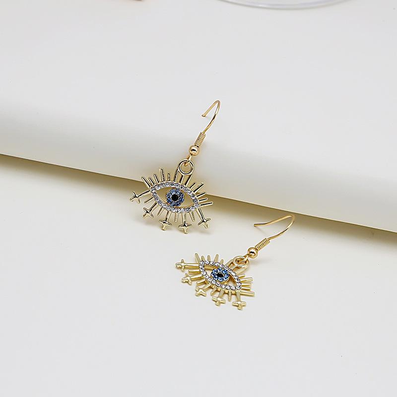 Fashion Funny Diamond Eyes Earrings Retro Eyes High-End Atmospheric Design Stud Earrings Jewelry