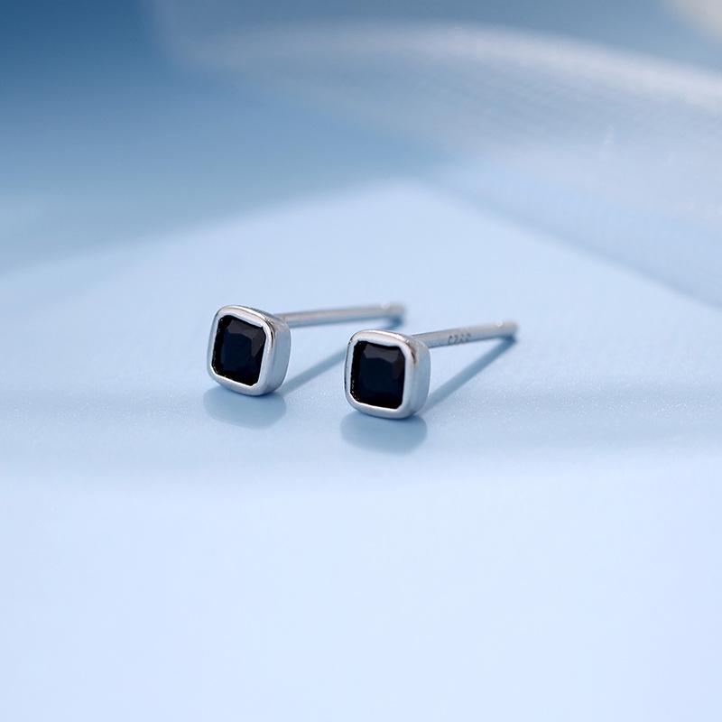 Banyan Tree S925 Silver Black Diamond Geometric Cube Earrings