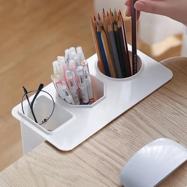 Помада, кисть для макияжа, органайзер, пенал для хранения, косметички, офисный стол, контейнер, настольная коробка для ручек