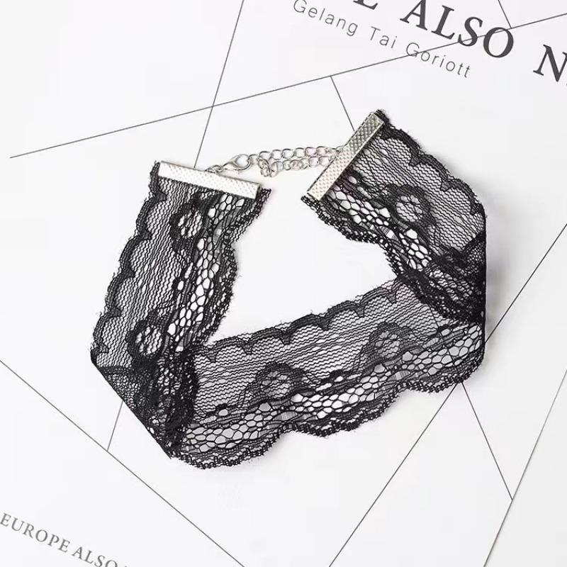 Hot Newest Fashion Jewelry Accessories Black White Hollow Lace Choker Necklace for Couple Lovers