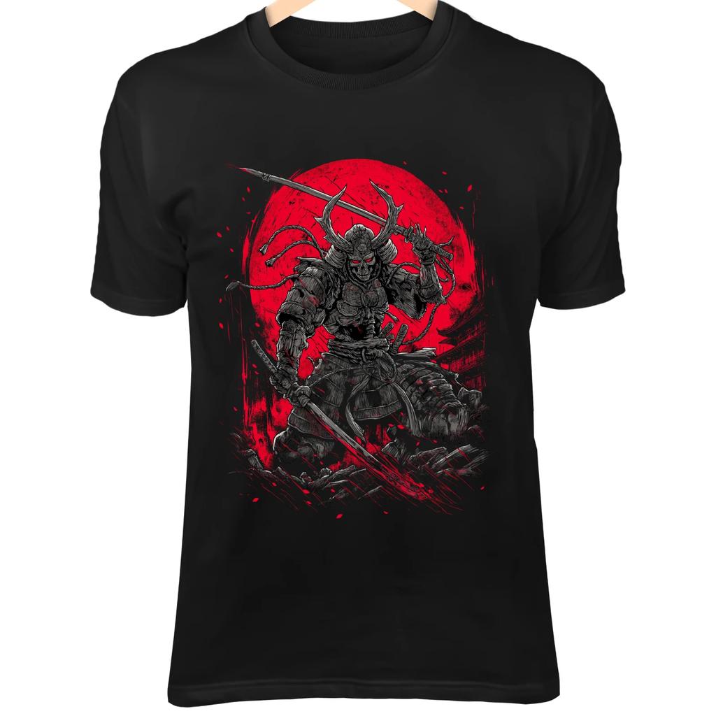 Колоссальный Череп Самурай-Титан - Потрескавшийся Рогатый Шлем, Красные Глаза и Сцена Битвы