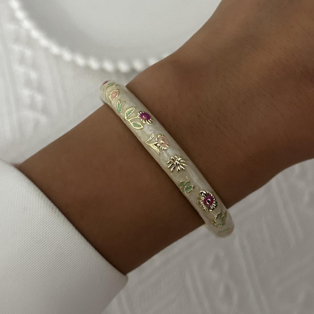 2Pcs Chunky Enamel Flower Bangles Set for Women Ethnic Style Hollowed Floral Cloisonne Bracelet Vintage Charms Jewelry Gifts