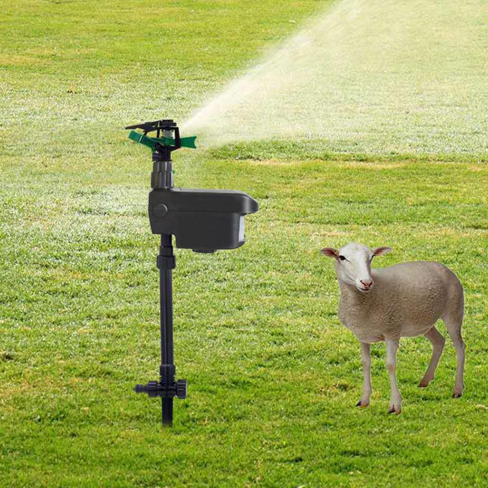 2 IN 1 Motion-activated Sprinkler Animal Repeller Sprinkler Scaring Away Wild Animals Solar Sprinkler Large Area Irrigation Tool