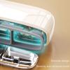 Портативная коробка для таблеток с 3 отделениями и буквенным принтом, с пылезащитной прозрачной крышкой и силиконовым уплотнением Портативная коробка для таблеток для путешествий