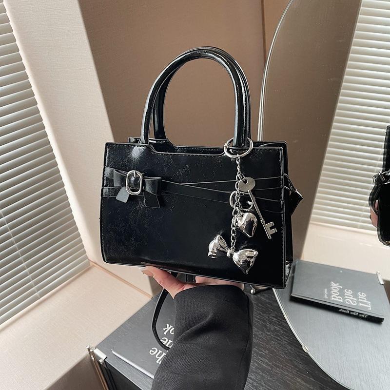 Премиальная нишевая сумка с чувством, женская весна-лето 2025, новая ретро наплечная сумка-мессенджер, повседневная женская портативная сумка-тоут