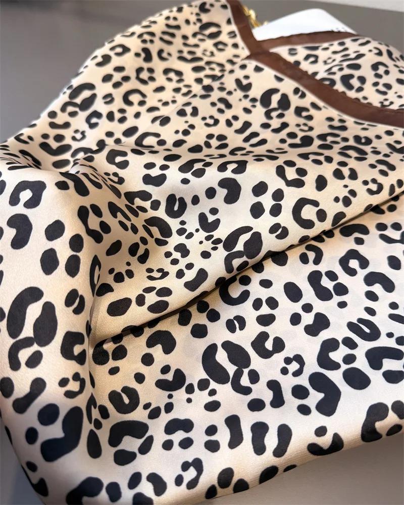 New Fashionable Bandanas Imitation Silk 70*70cm Temperament Square Scarves Women Spring/Summer Soft Satin Leopard Print Scarf