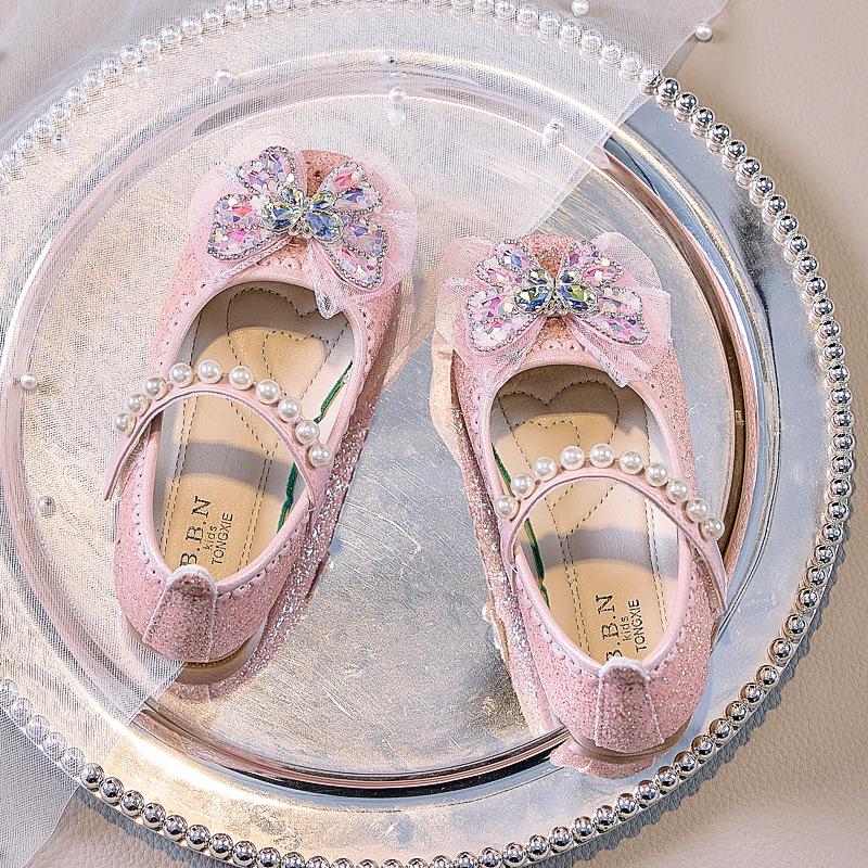 Autumn 2025 Korean Style Glossy Princess Girls' Closed-Toe Soft Sole Shoes for Stage Performance