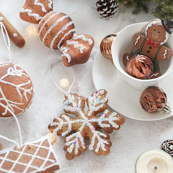 Christmas Ornaments 3D Foam Gingerbread/Star/Candy Cane Christmas Decoration Sticky Powder Hanging Decor for Xmas Tree