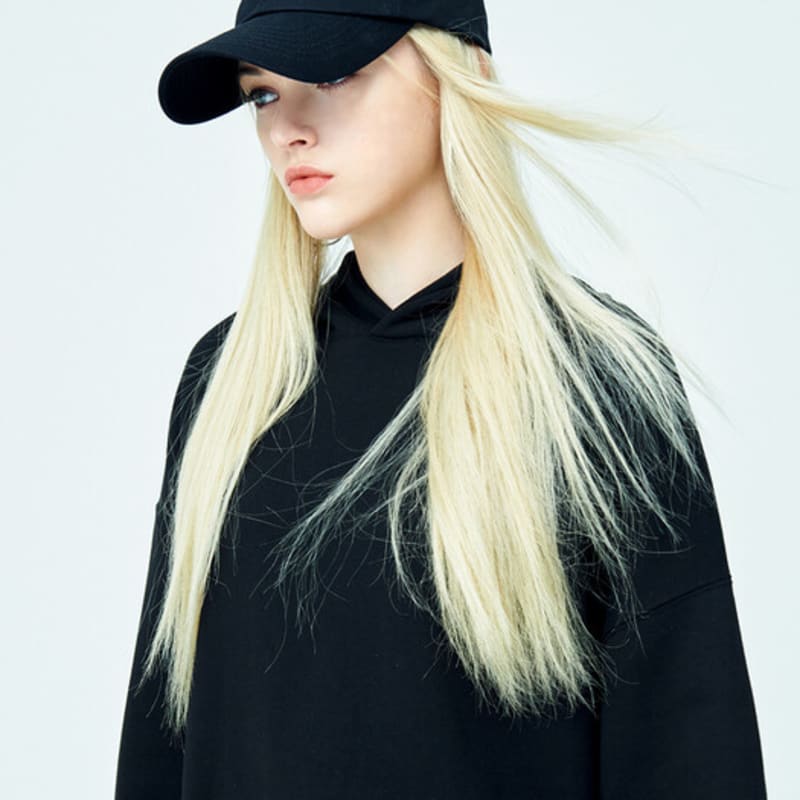 ATTENTIONROW ДЛЯ ЖЕНЩИН 22FW01WY03 Вышитая бейсболка с логотипом (черный)
