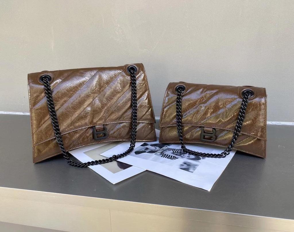 Сумка из коровьей кожи с плиссировкой в форме песочных часов и бриллиантами, весна/лето 2023 г., с пряжкой-цепочкой в форме буквы B — женская сумка через плечо/через плечо